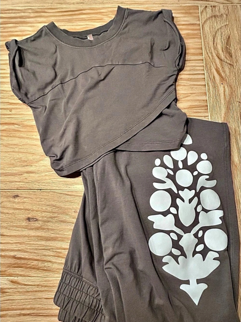 FP Movement - EUC - Hot Shot Logo Crossover 2-Piece Set - Dark Shadow XS